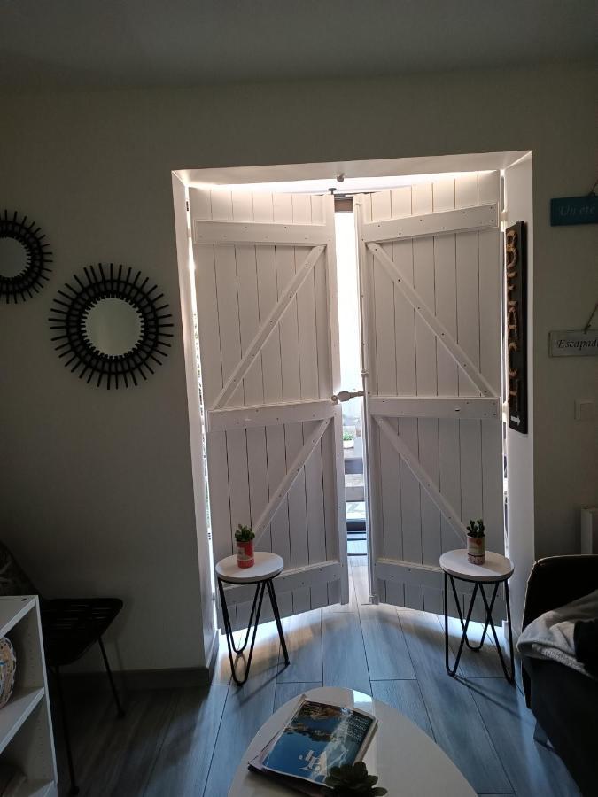 Joli studio res au calme en rez de jardin à Bandol. Extérieur photo